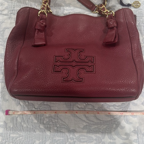 Tory Burch purse. - Picture 9 of 10